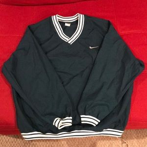 Nike V-Neck Windbreaker